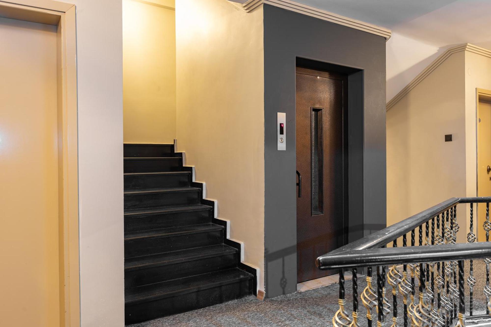 Bursa Loyal City Hotel Exterior photo