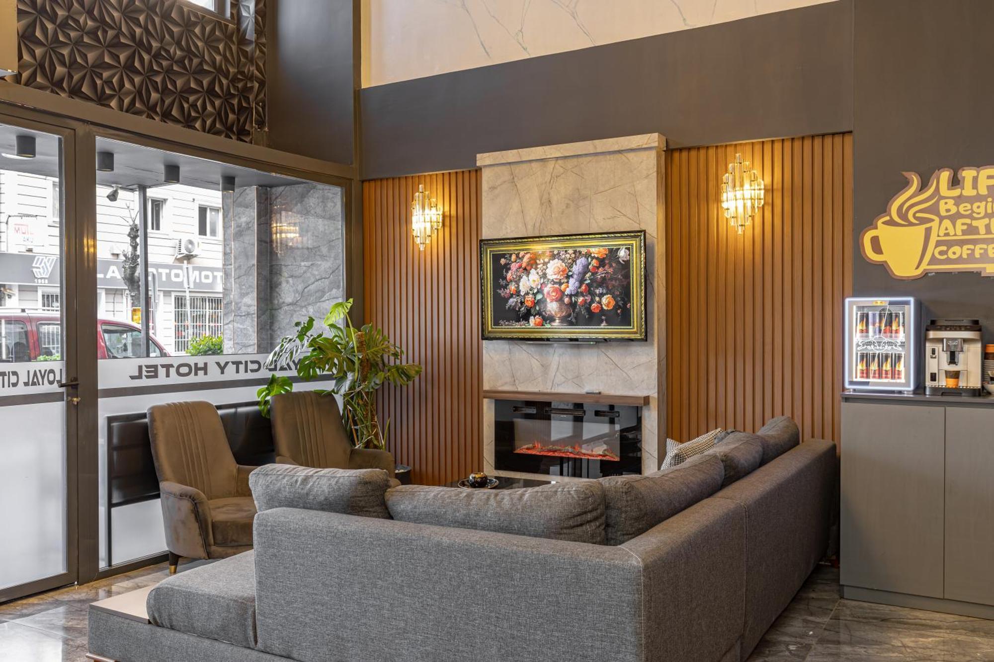 Bursa Loyal City Hotel Exterior photo