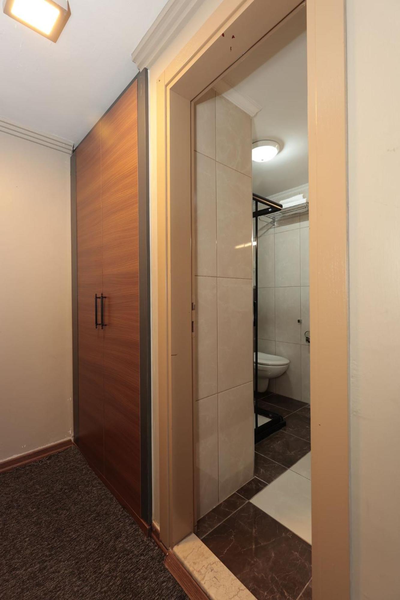 Bursa Loyal City Hotel Exterior photo